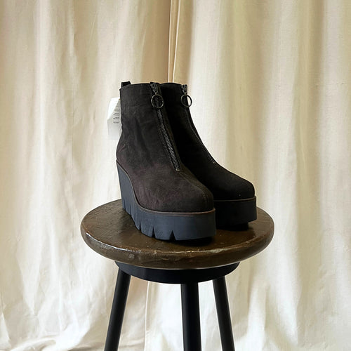 ALPE Hamal Suede Zip Front Wedge Ankle Boots in brown