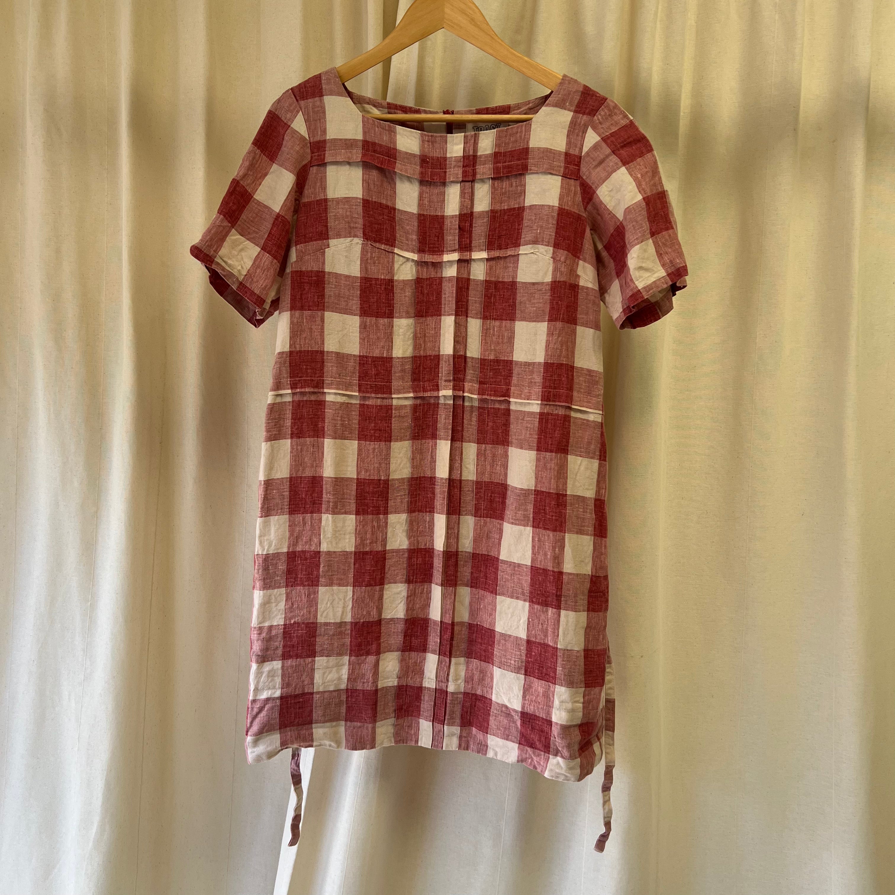 Toast short-sleeve dress in cream and pink gingham