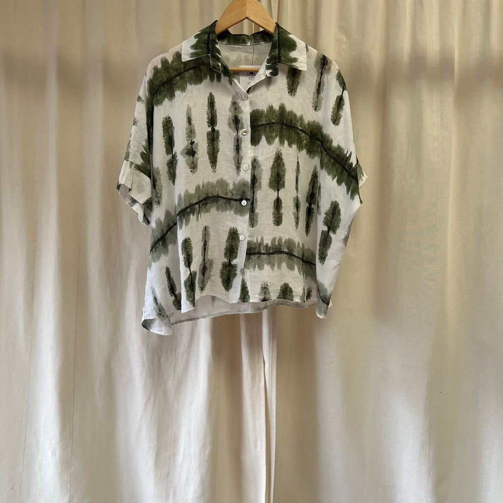 Unknown brand short-sleeve shirt in cream and green pattern
