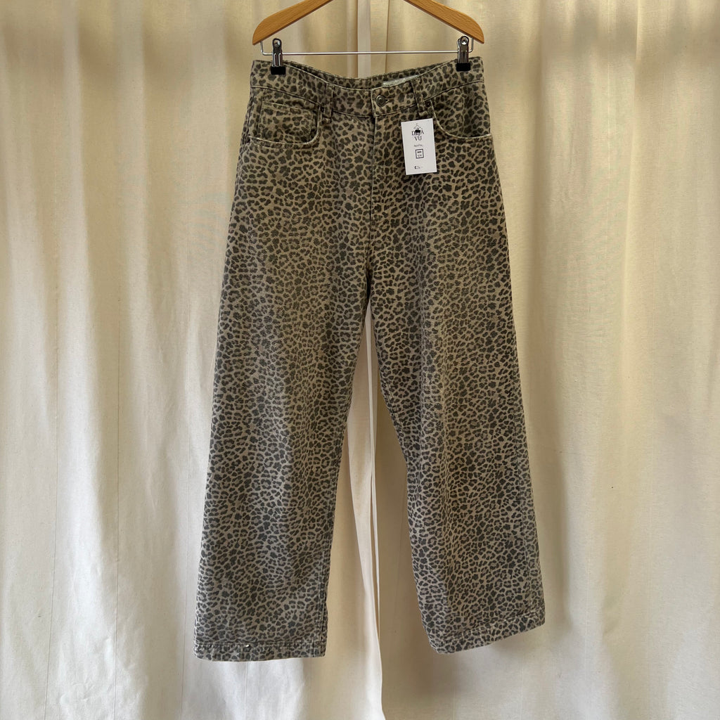 Zara wide leg jeans in leopard print muted brown