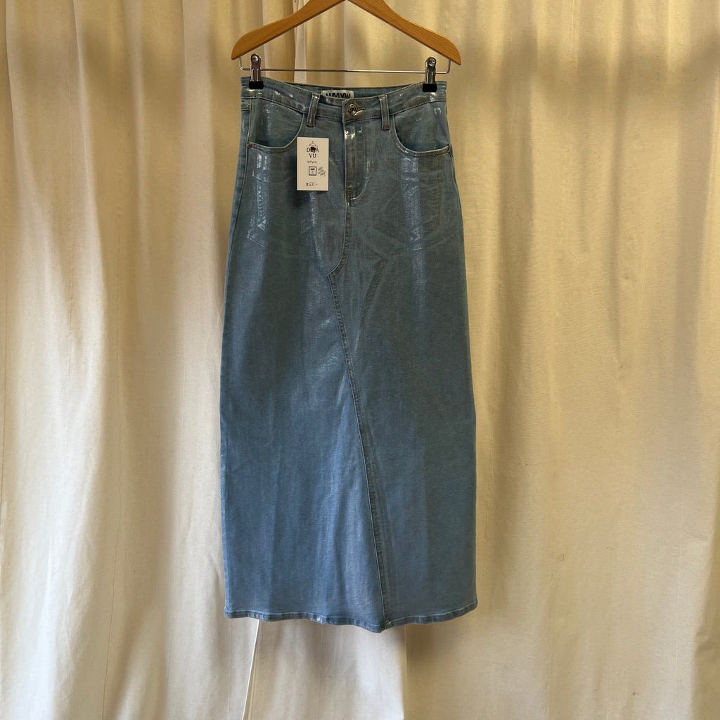 Amylynn blue shimmer denim midi skirt w/ slit at the back