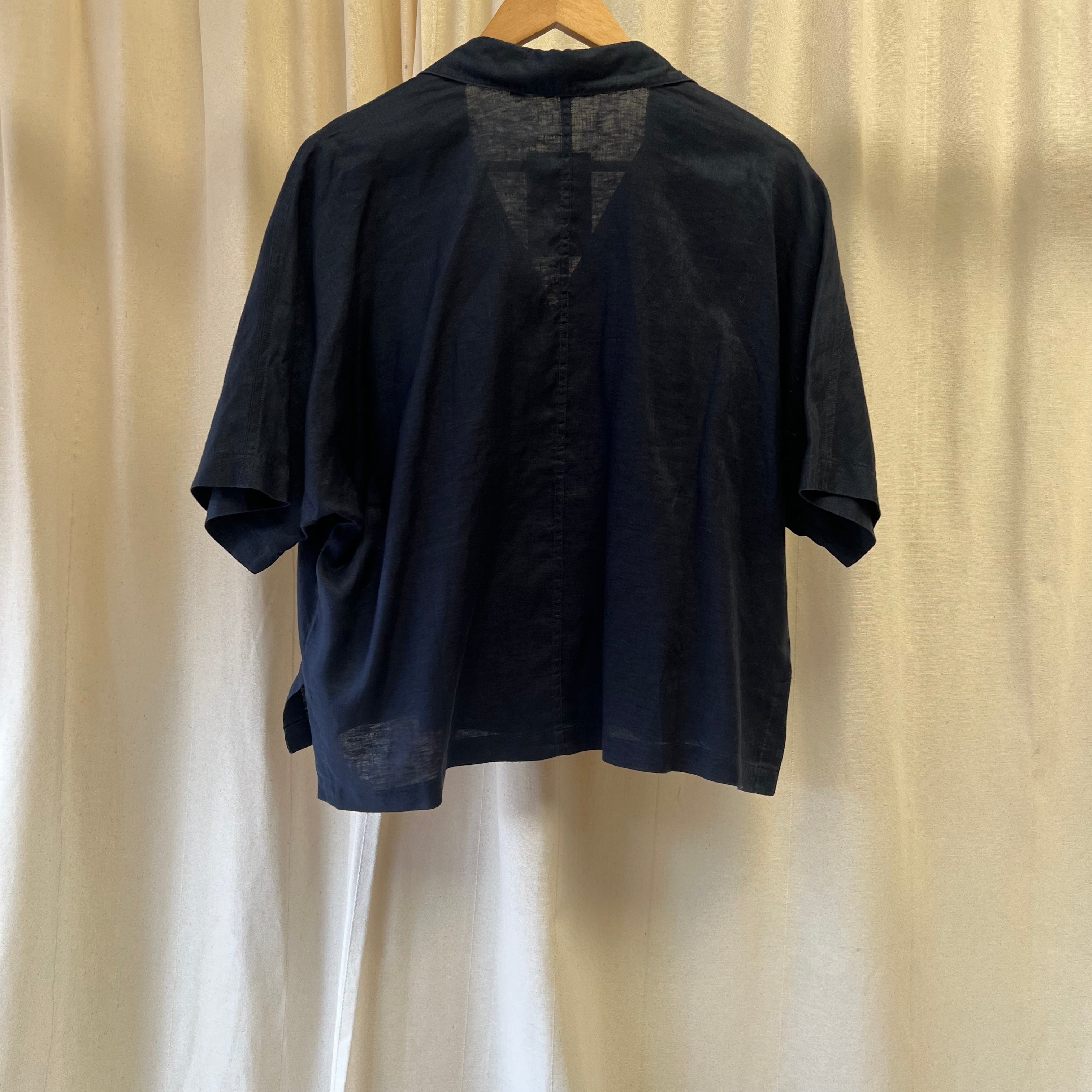 Uniqlo navy boxy linen short sleeve shirt
