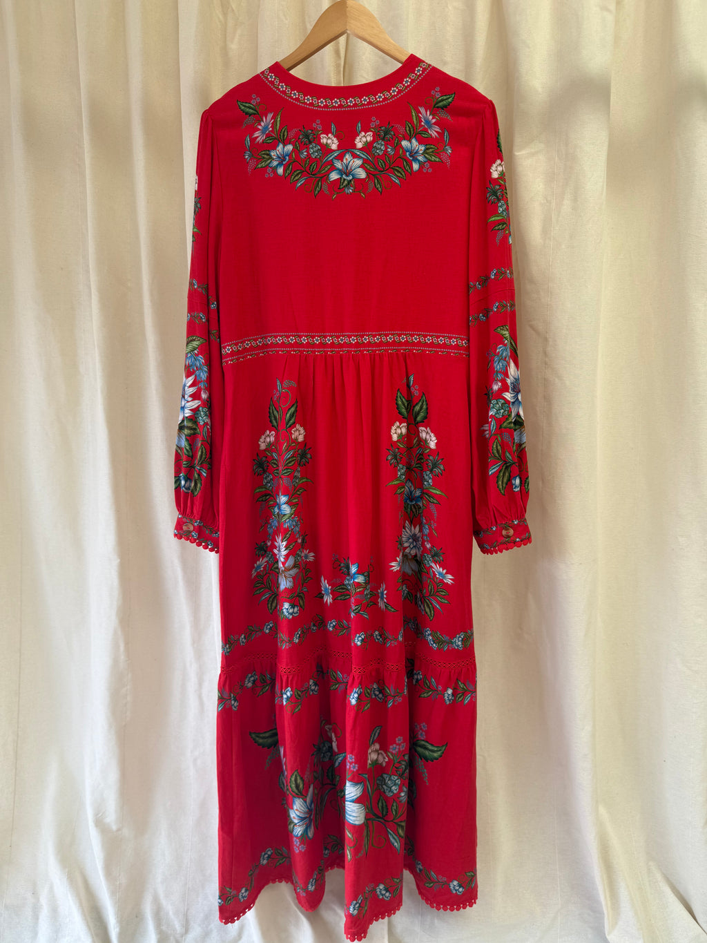Farm Rio Floral Linen-Blend Midi Dress in Red