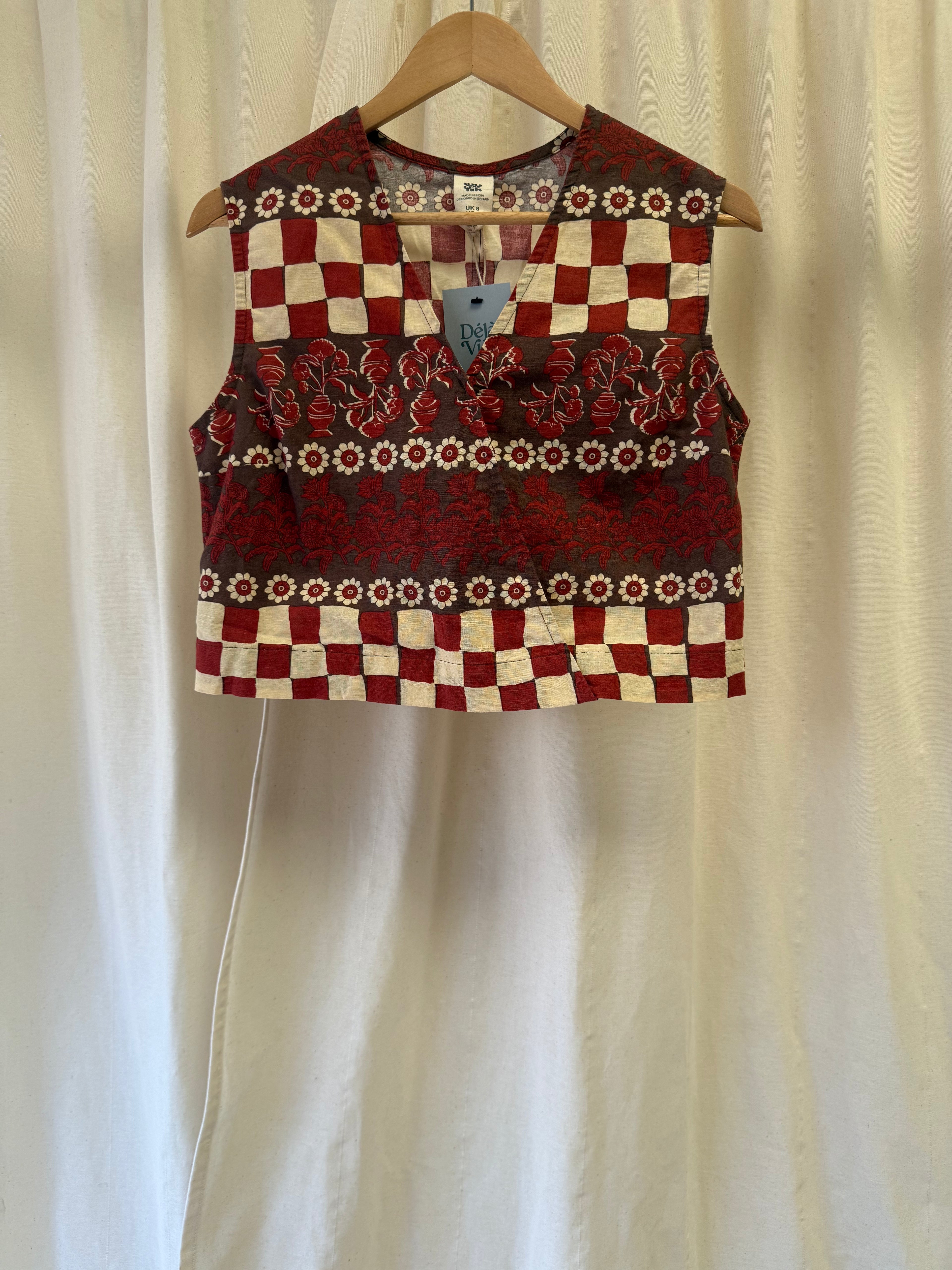 Lucy & Yak Archi V Neck Top