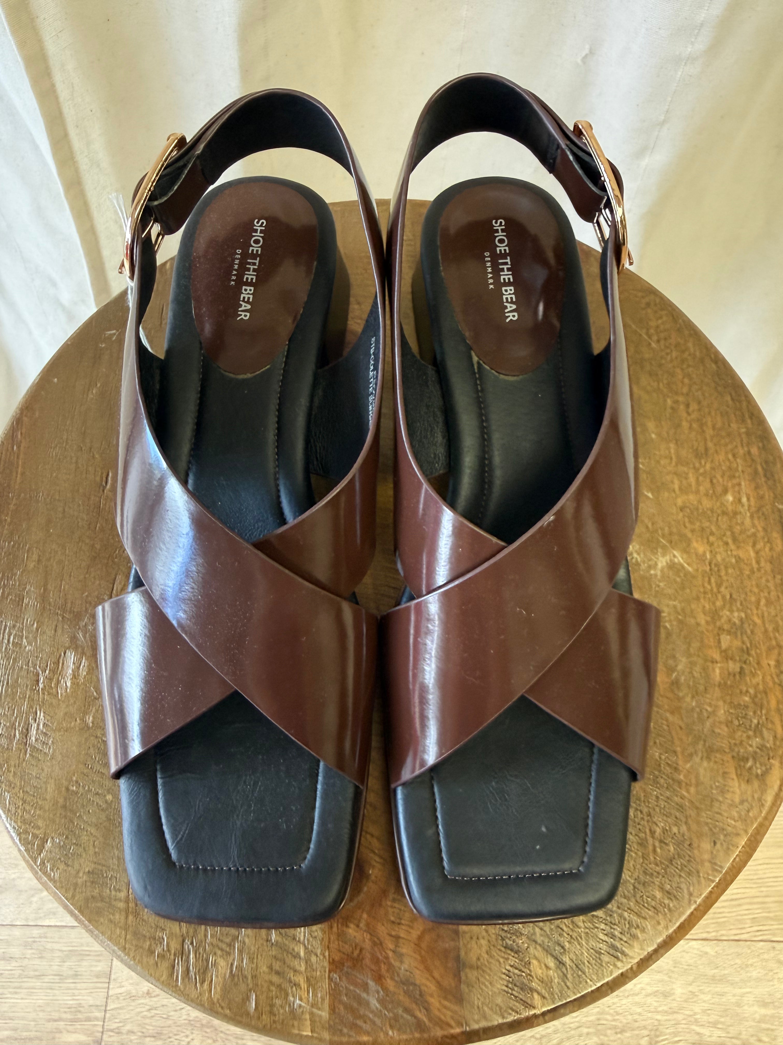 Shoe The Bear Brown Leather Crossover Sandals