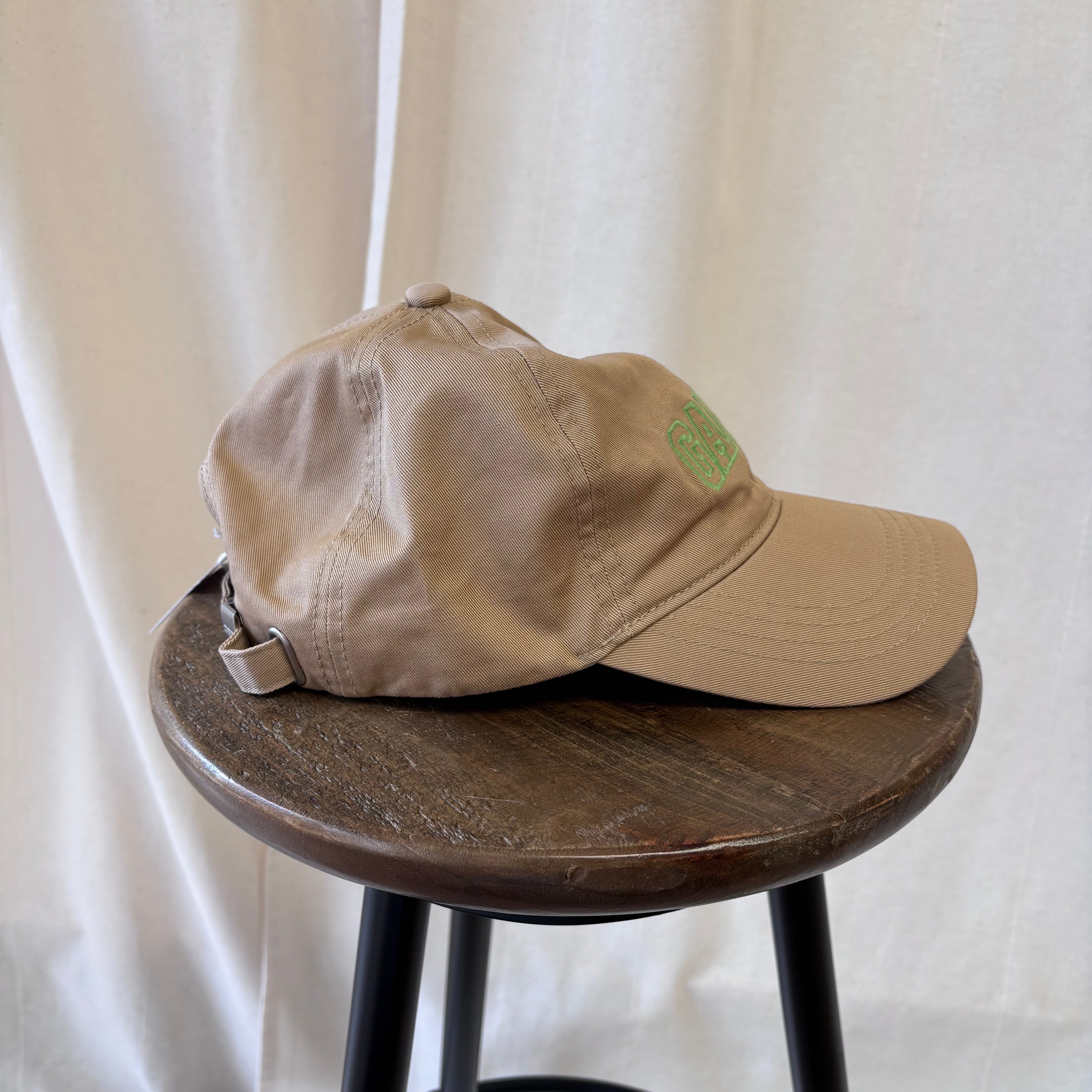 Ganni Canvas Cap in beige with neon green GANNI logo