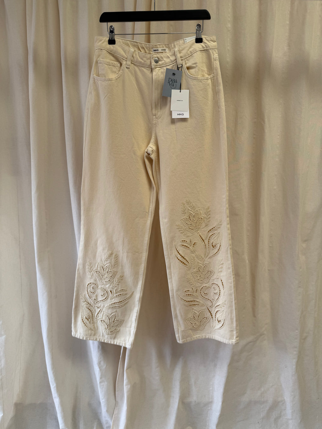 Mango Embroidered Cut-Out Straight Jeans in Vanilla/Yellow