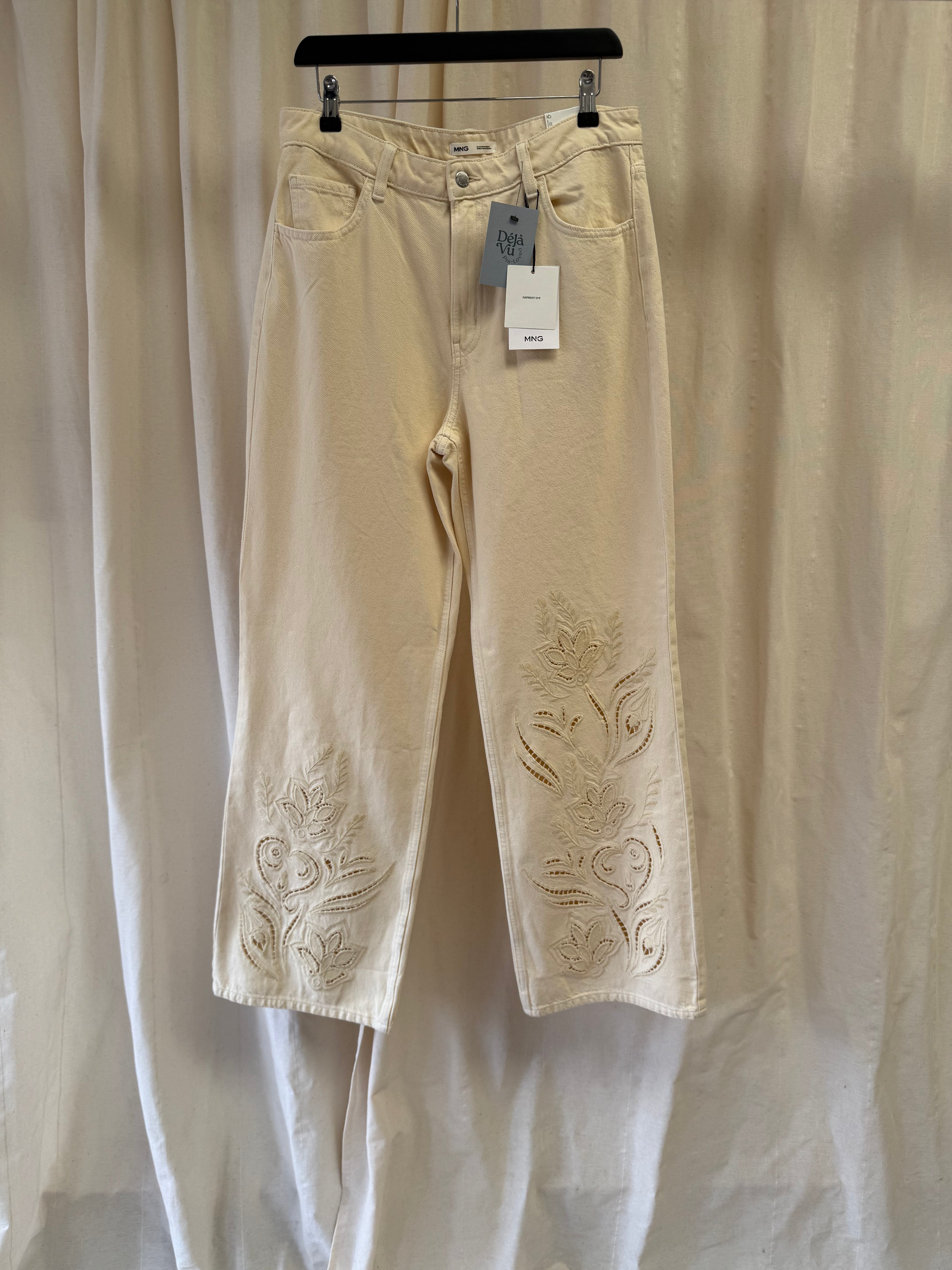 Mango Embroidered Cut-Out Straight Jeans in Vanilla/Yellow