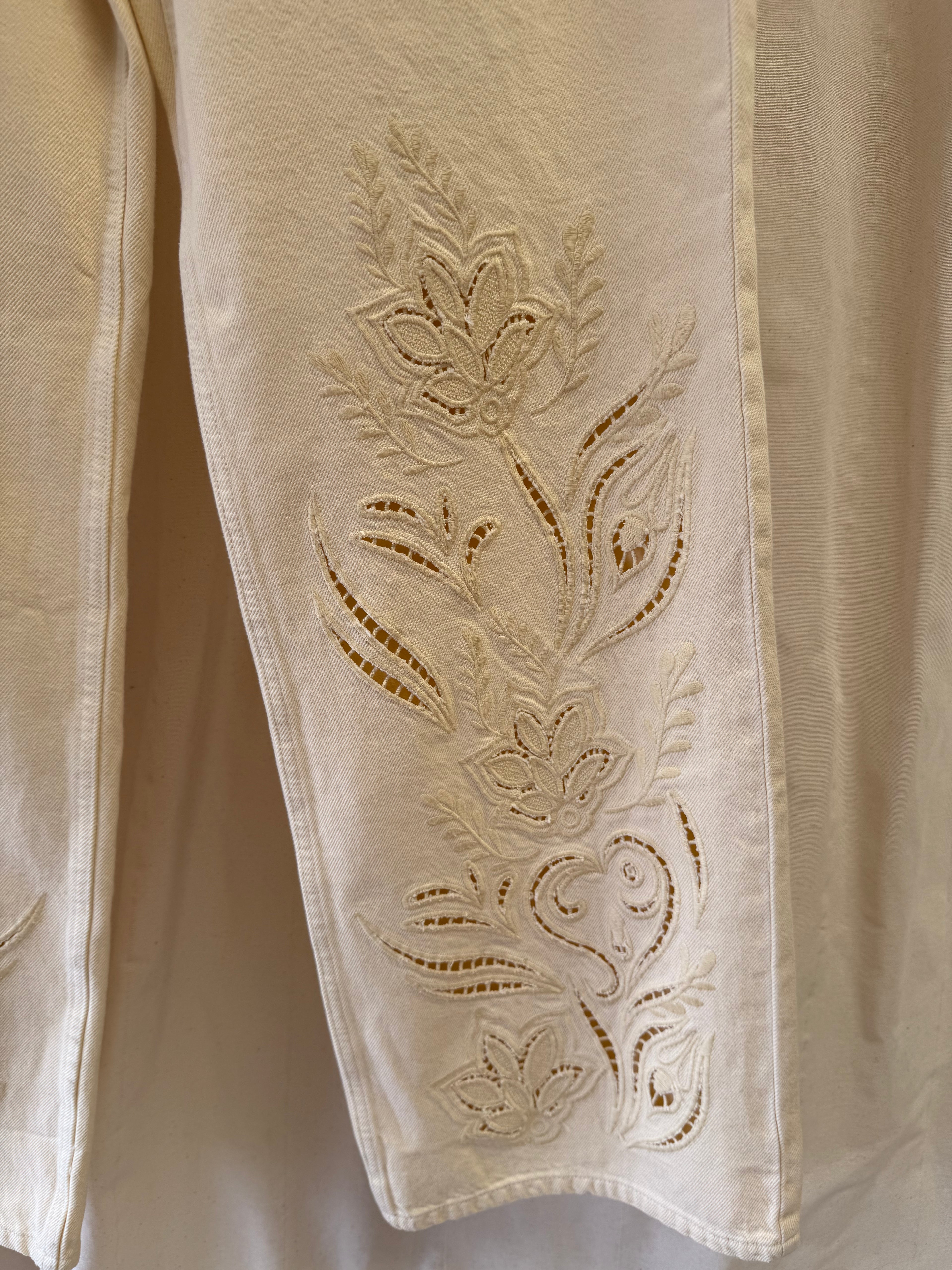 Mango Embroidered Cut-Out Straight Jeans in Vanilla/Yellow