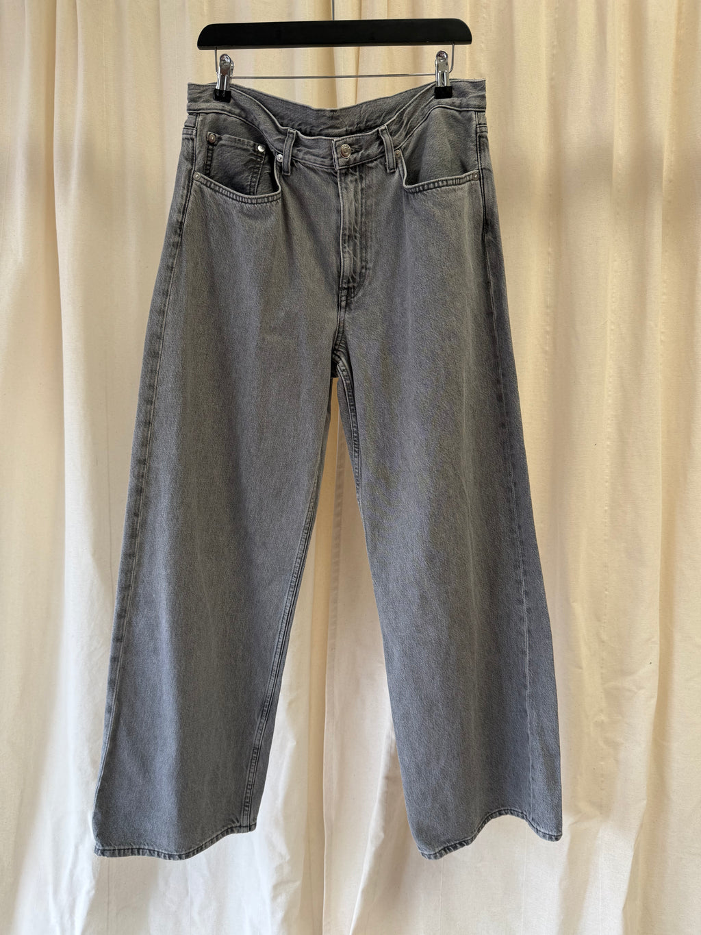Arket CLOUD Loose Wide Jeans in Grey, Size M
