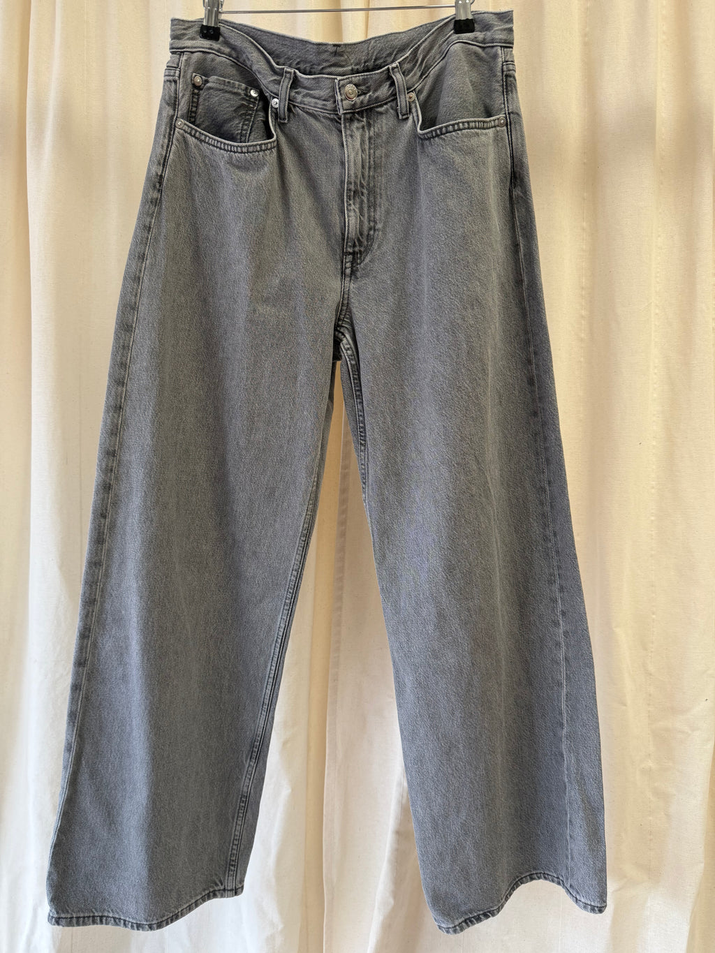 Arket CLOUD Loose Wide Jeans in Grey, Size M