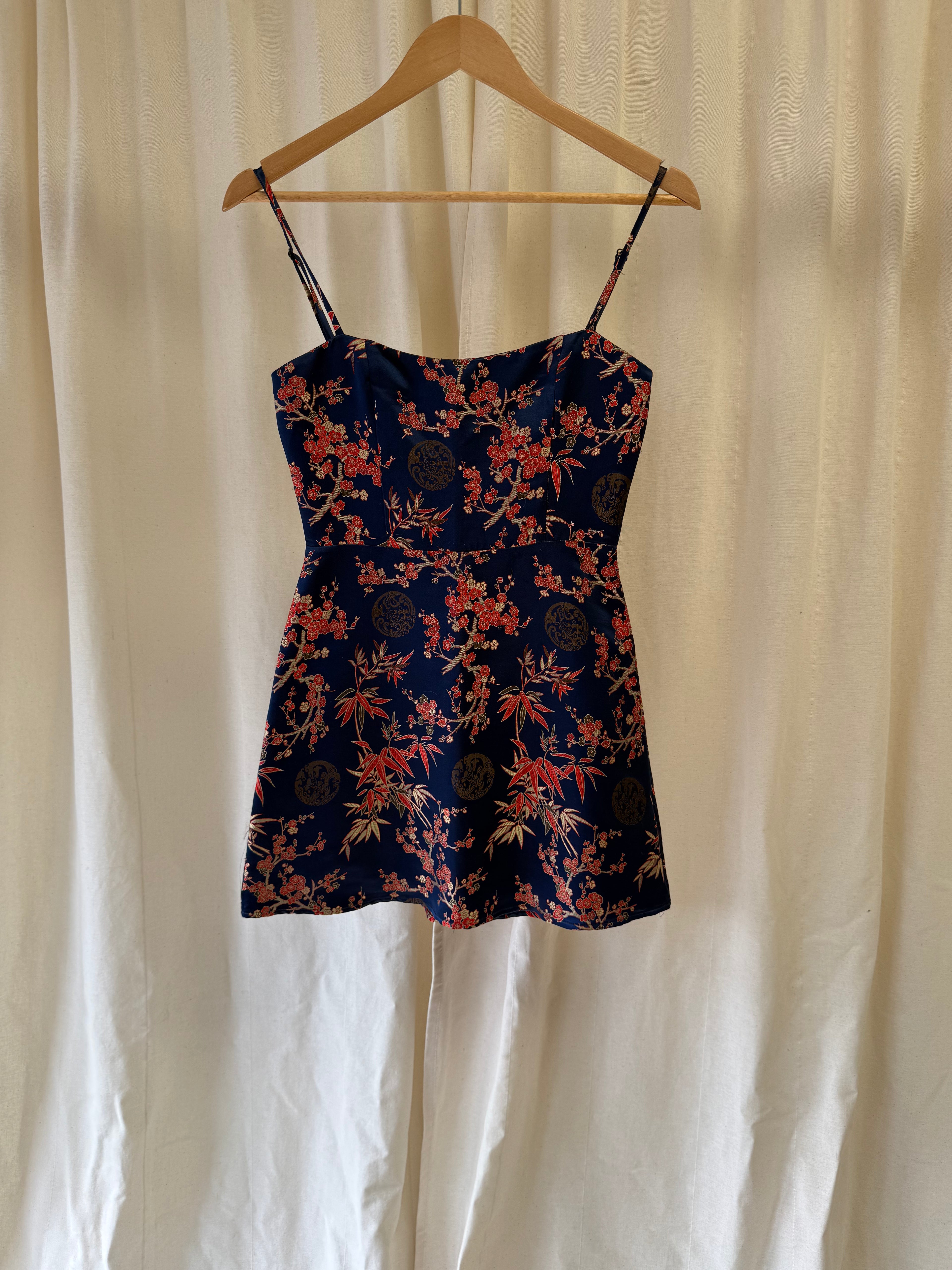 Réalisation Par Emilie Dress in Shanghai Nights, Size XS