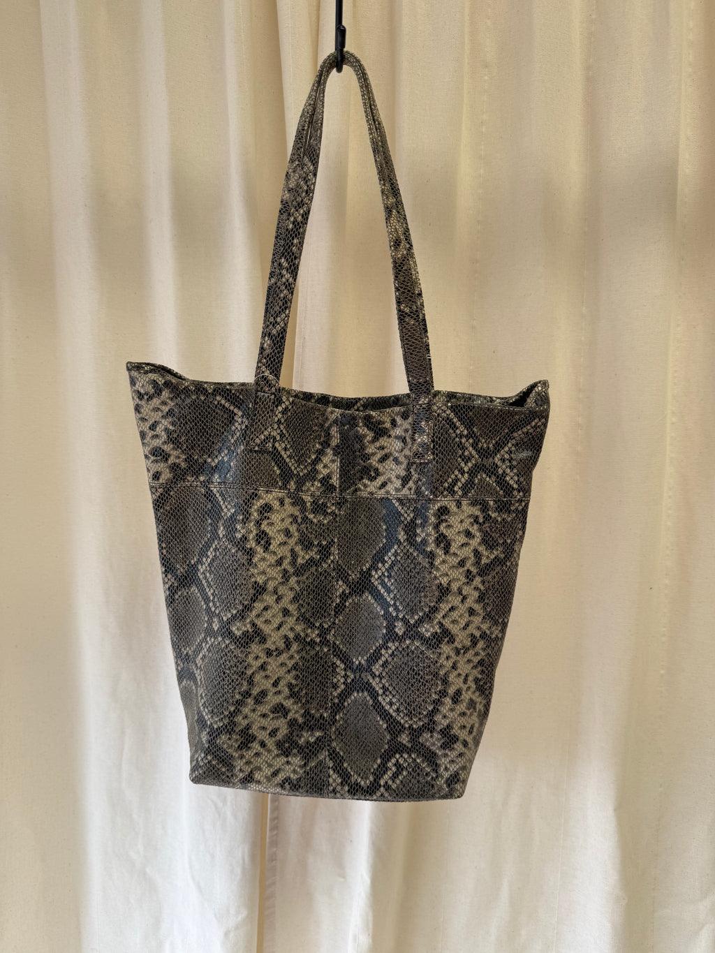Leather Shopper Bag in Snakeskin Effect