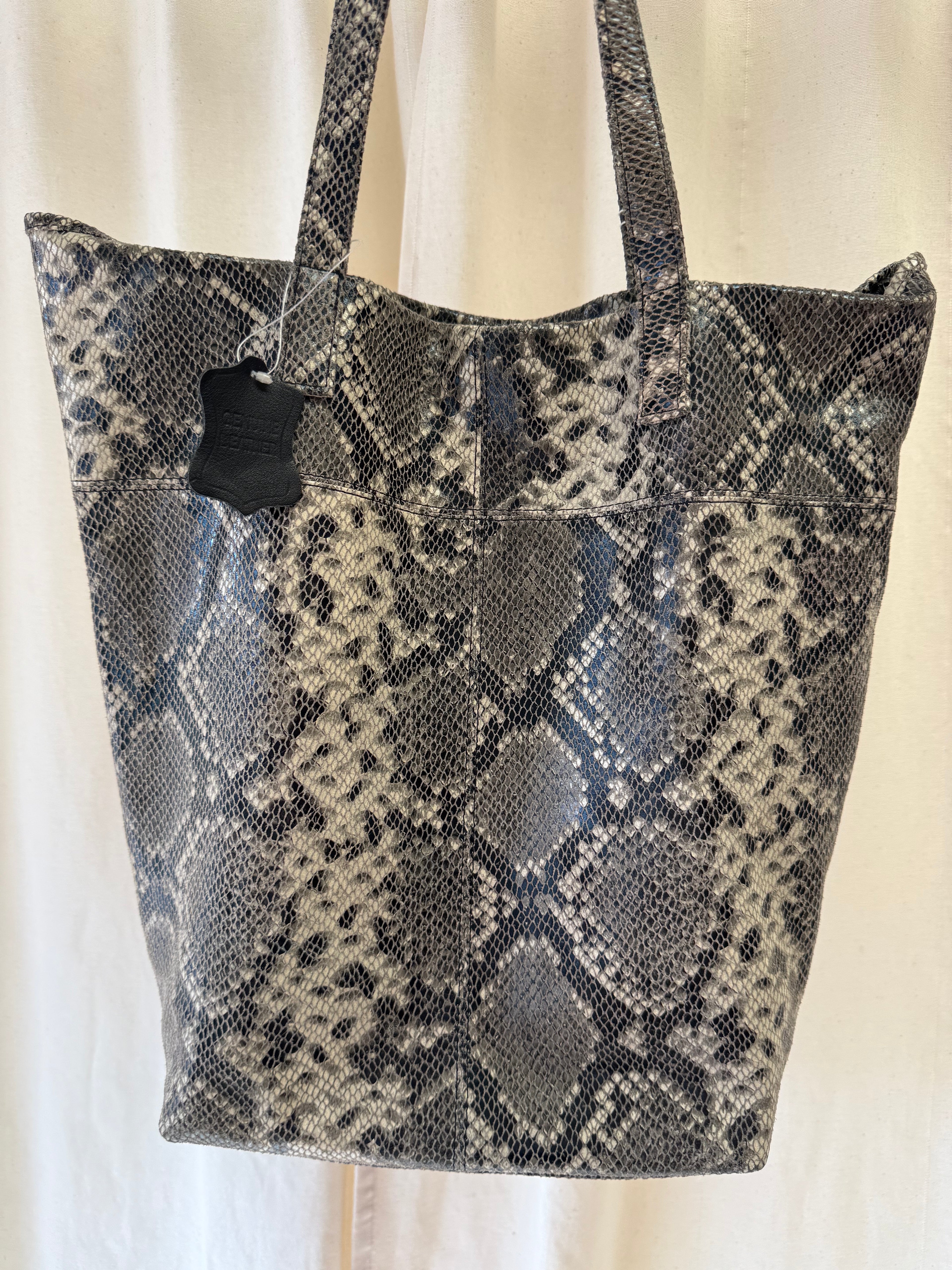 Leather Shopper Bag in Snakeskin Effect