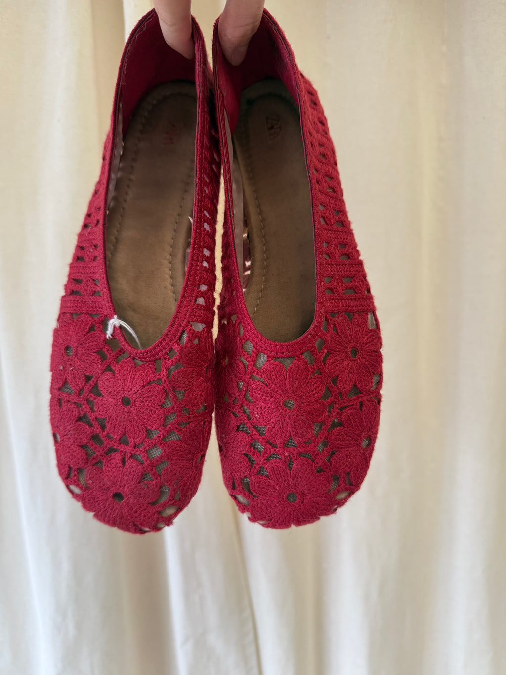 ZARA red floral crotchet ballet pumps, Size 5