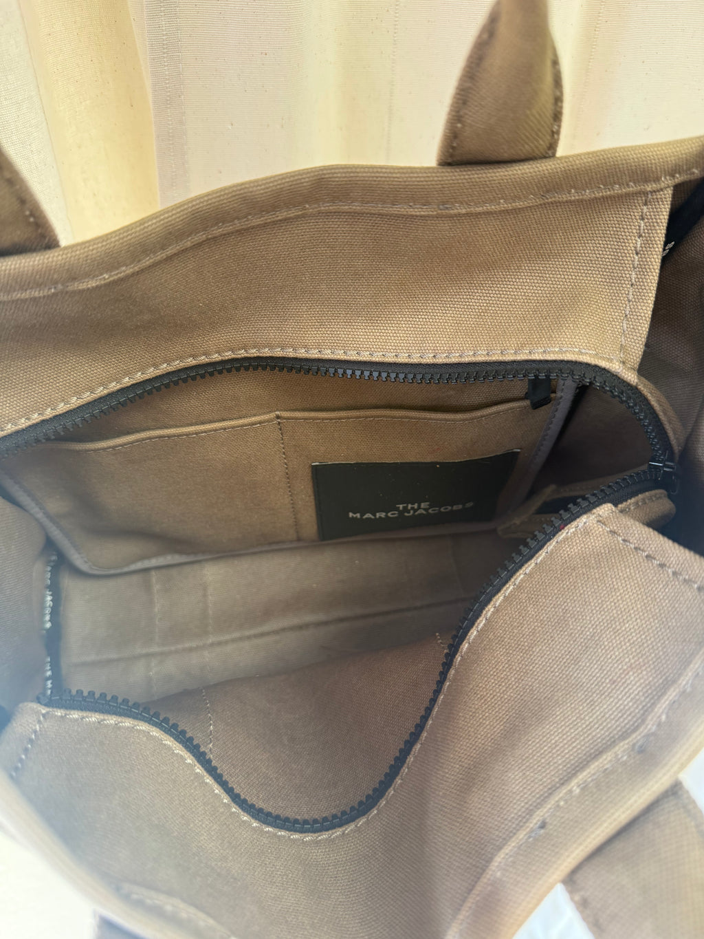 Marc Jacobs The Canvas Medium Tote