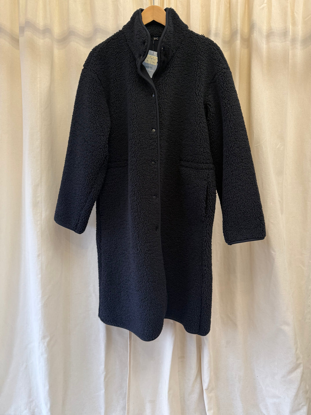Uniqlo  Pile Lined Fleece Stand Collar Coat in Black, Size M