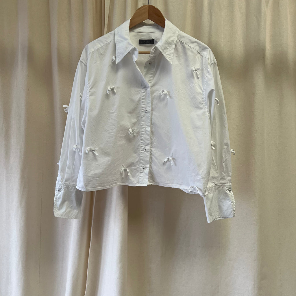 Mint Velvet Bow Detail Cropped Shirt in white