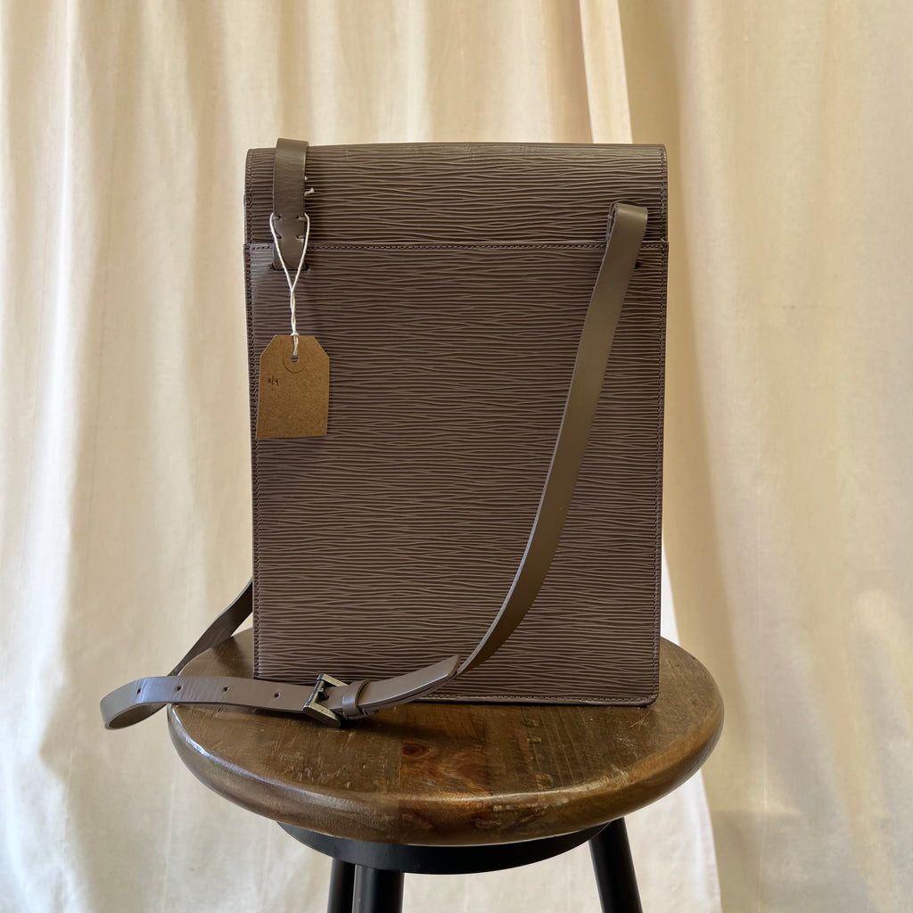 Louis Vuitton Ramatualle in Taupe