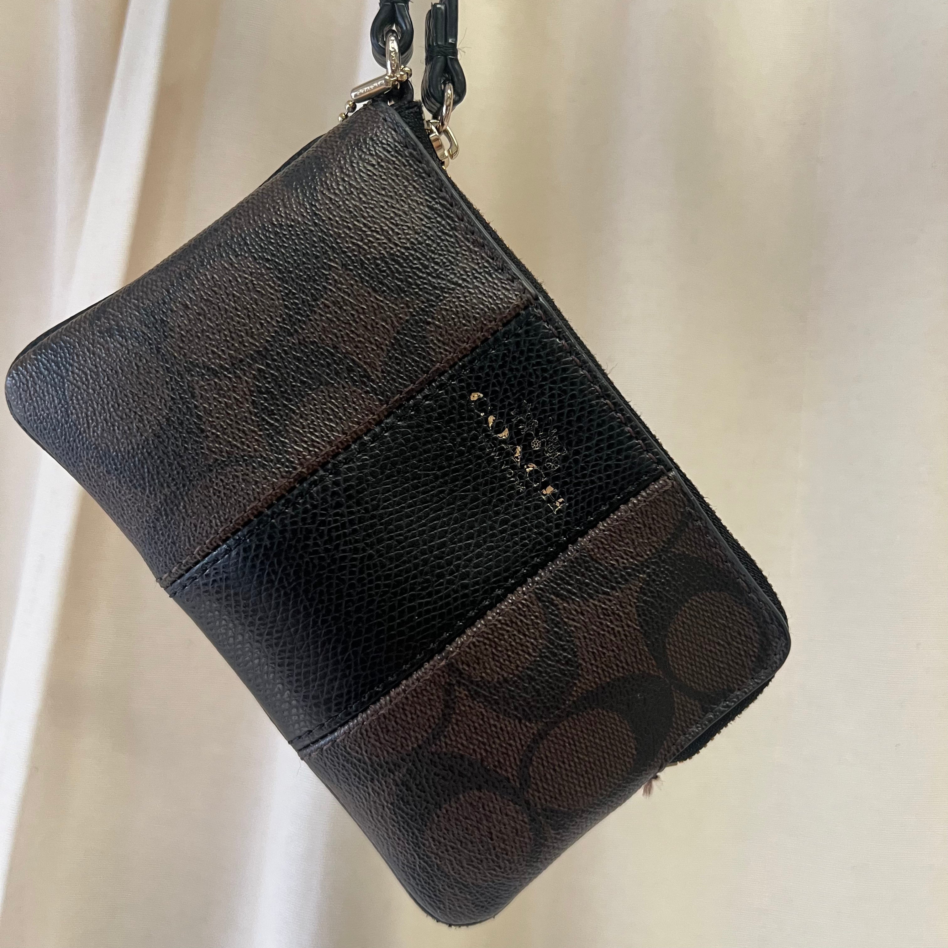 Coach Wristlet in Signature Canvas in Beige and Black