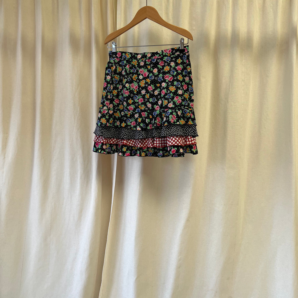 Diletta floral ruffle mini skirt in black
